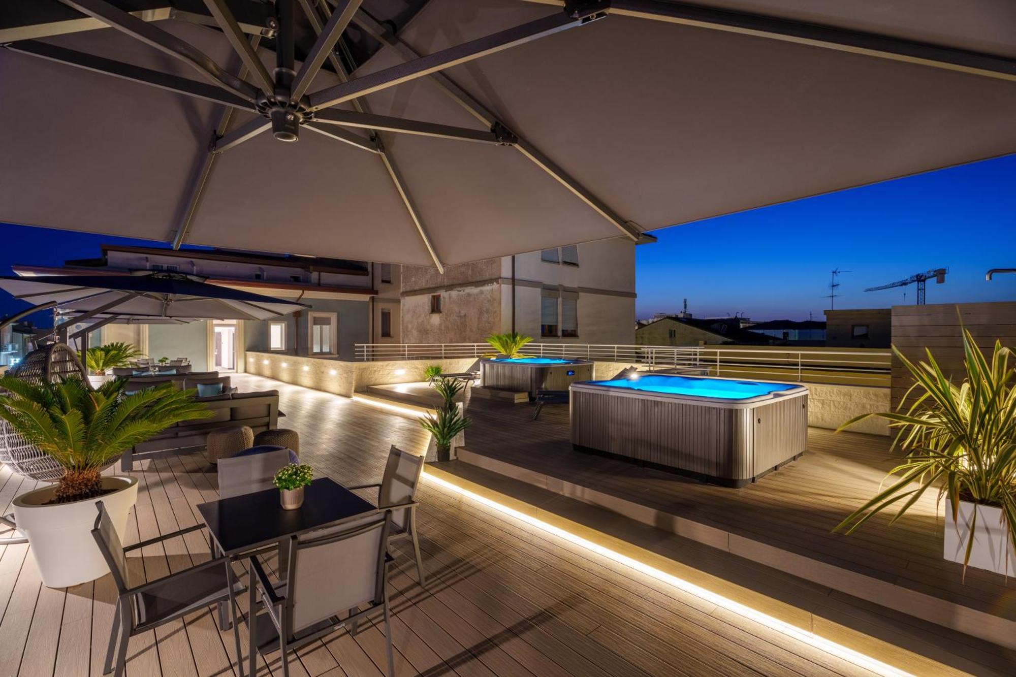 VI Suites Viareggio Exterior foto