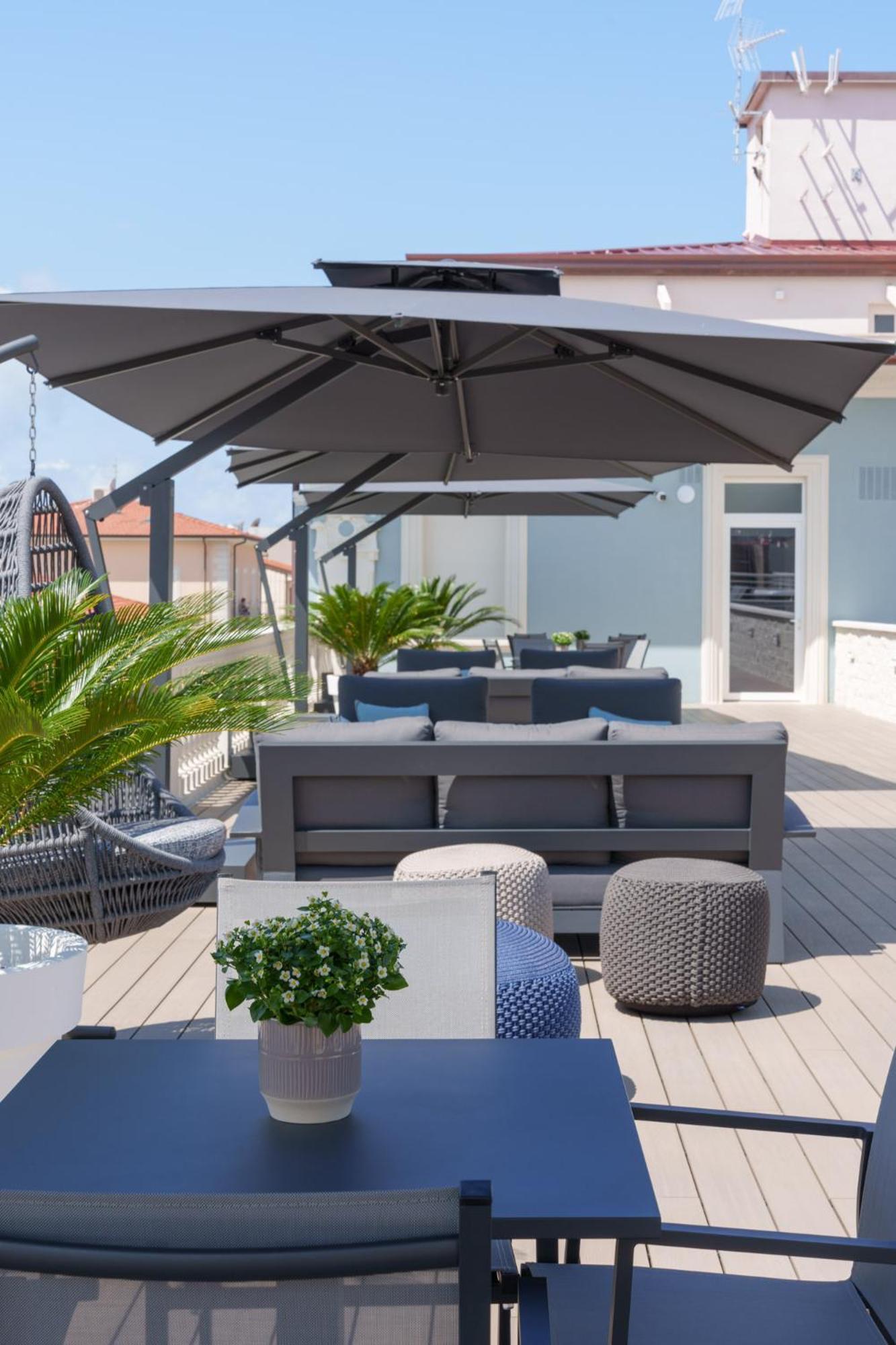 VI Suites Viareggio Exterior foto